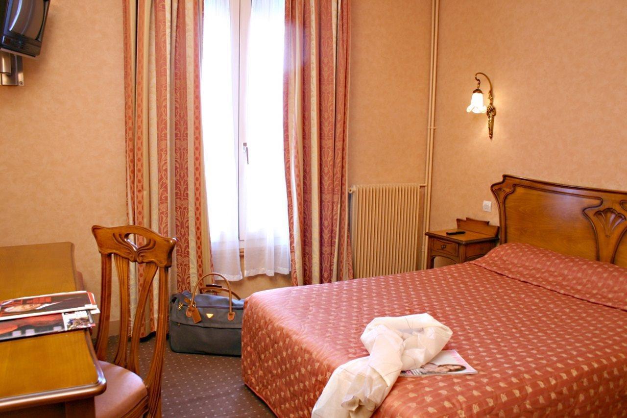 Best Western Select Hotel Boulogne-Billancourt Room photo
